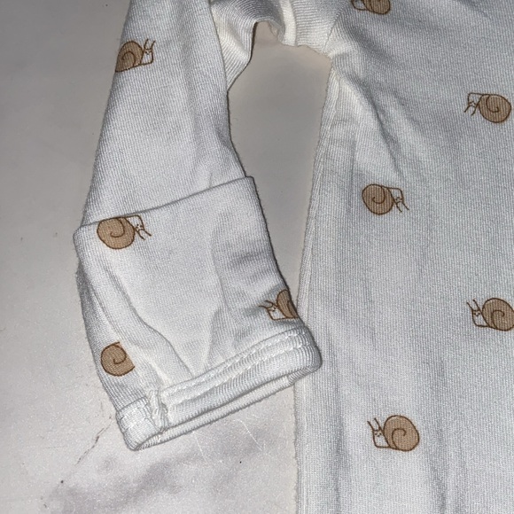Carter's Baby Unisex Snail 🐌 Design Sleep and Play 2 Way Zipper - Picture 4 of 16